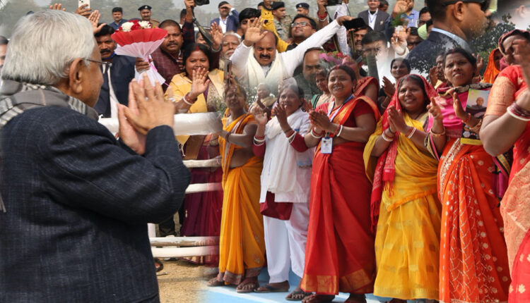 Dry ponds Chief Minister